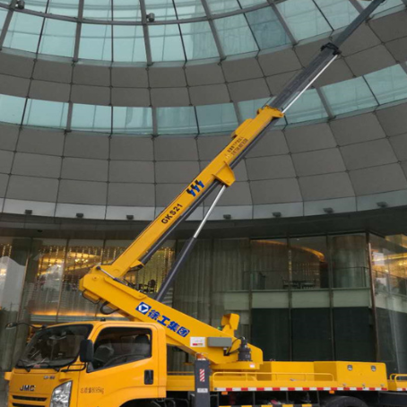 宝应附近高空作业车租赁｜安全设备租赁｜高空安装|工程定制化方案｜亿立达设备租赁